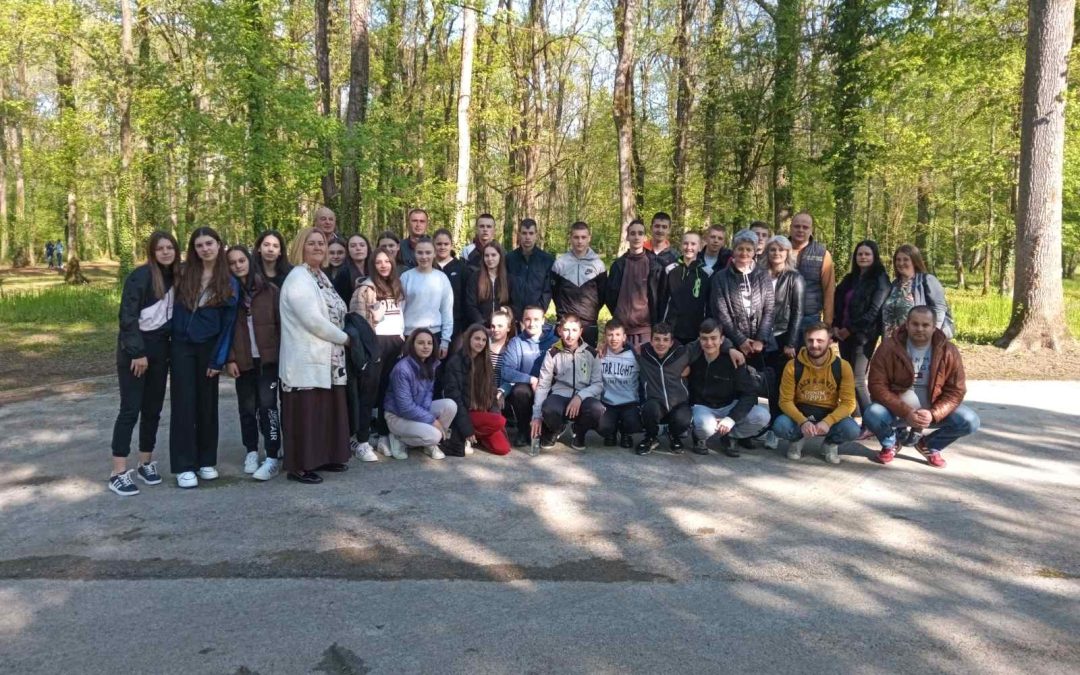 Обиљежавање дана сјећања на жртве у Доњој Градини