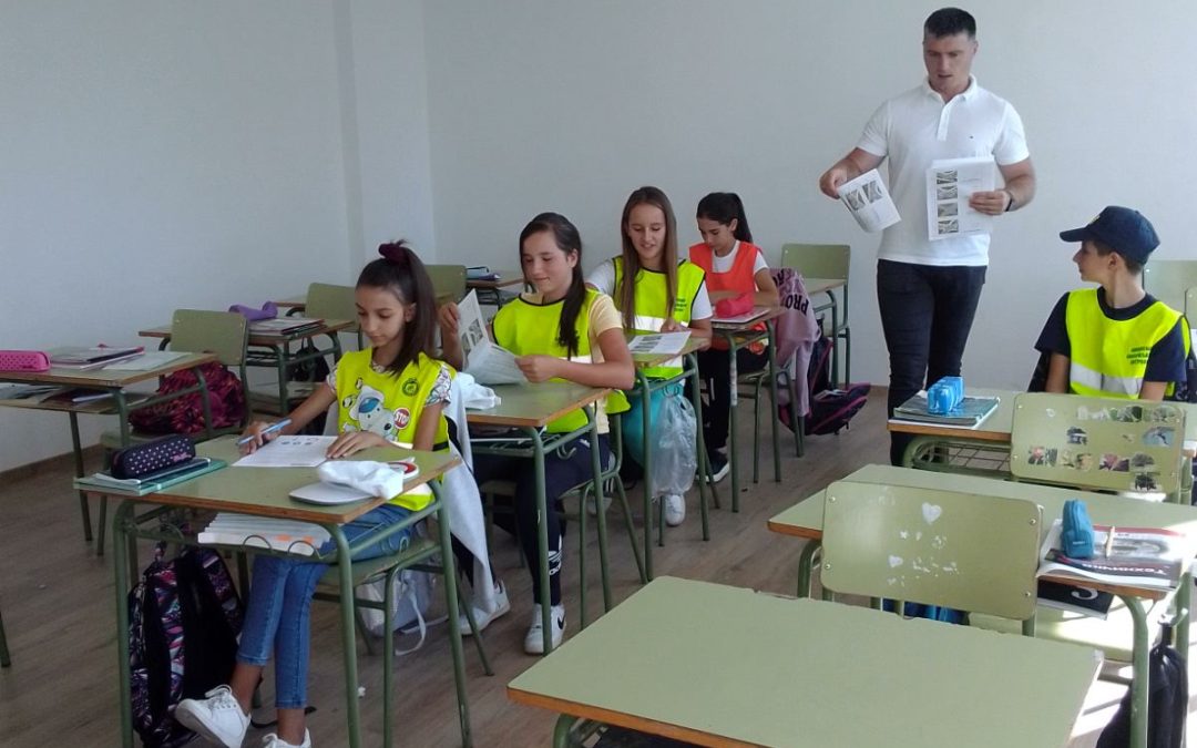 Ученици наше школе успјешно одговорили задатку и постали чланови Школских саобраћајних патрола